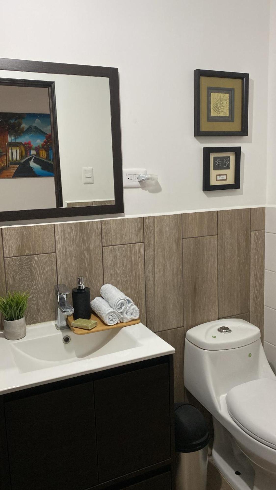 En El Centro De La Ciudad De Zona 12 Aeropuerto Appartement *